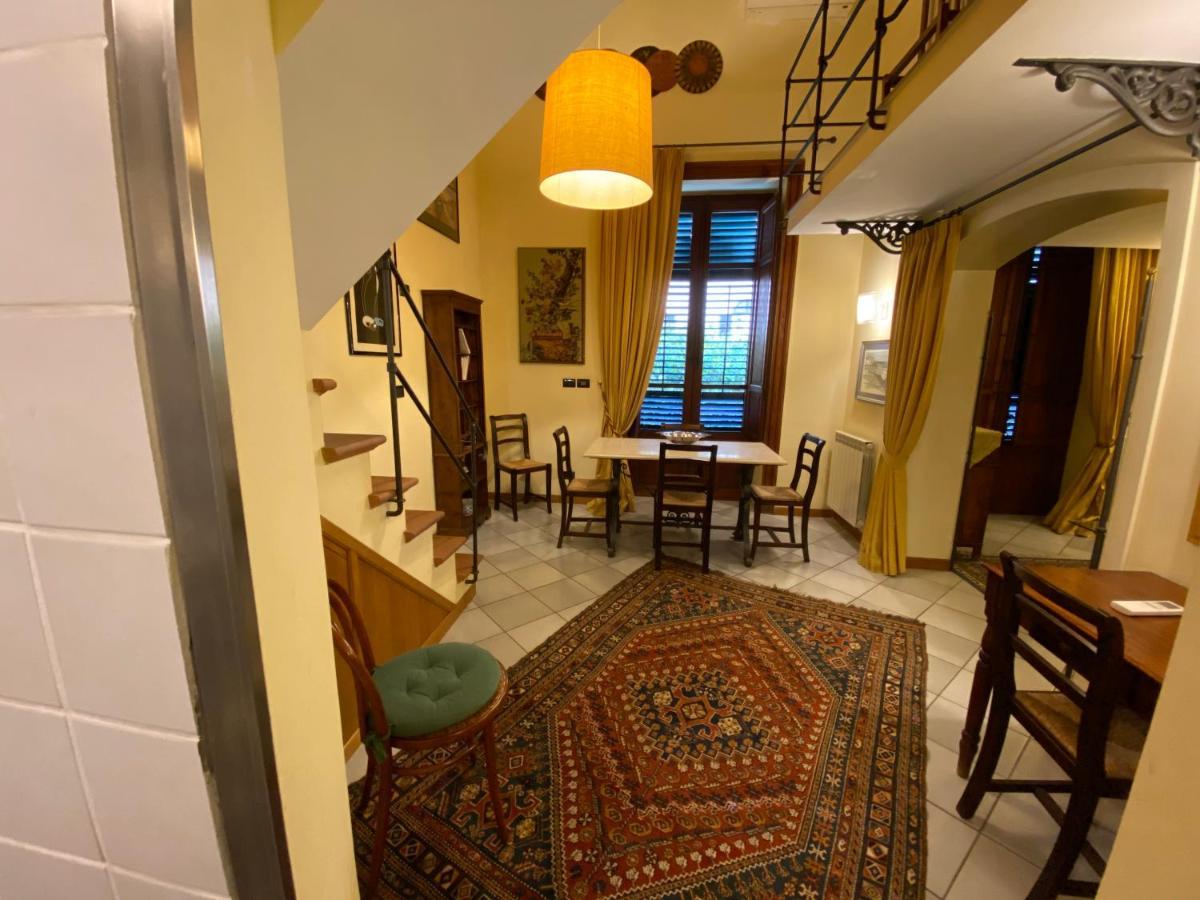 Voile Rouge Apartment Palermo Exterior photo