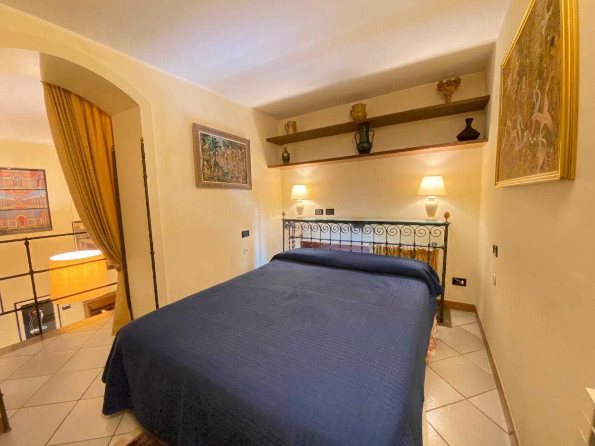 Voile Rouge Apartment Palermo Exterior photo