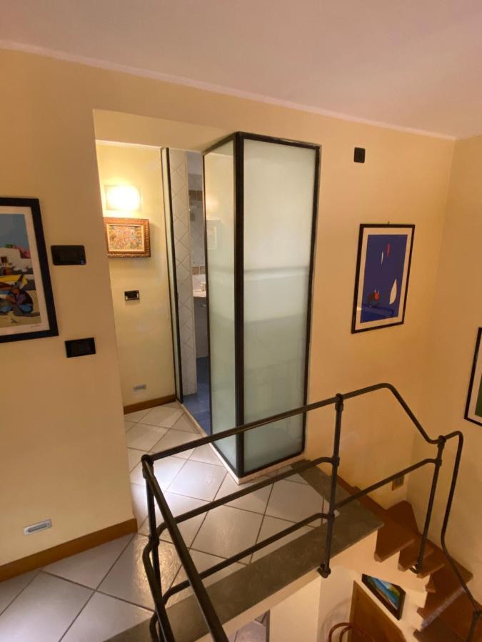 Voile Rouge Apartment Palermo Exterior photo