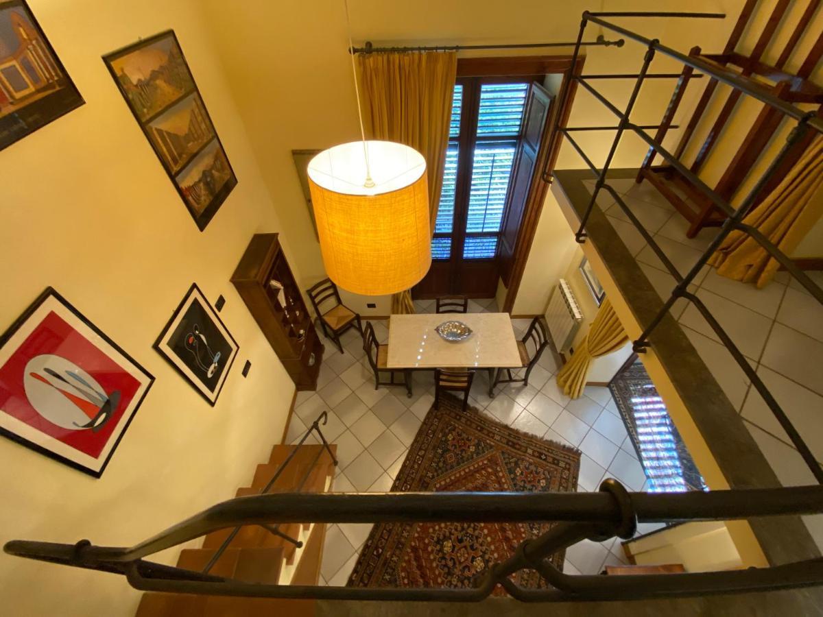 Voile Rouge Apartment Palermo Exterior photo