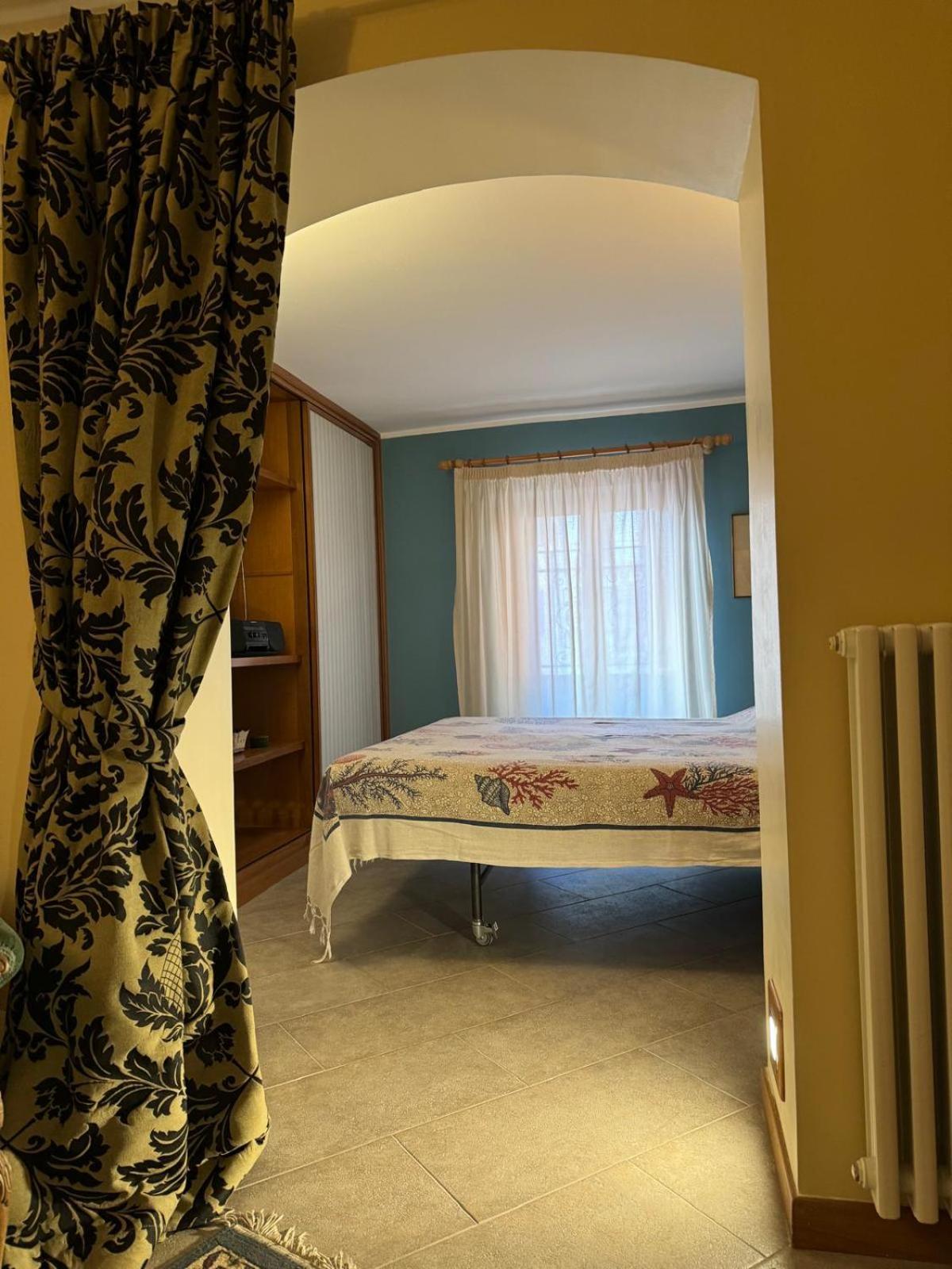 Voile Rouge Apartment Palermo Exterior photo