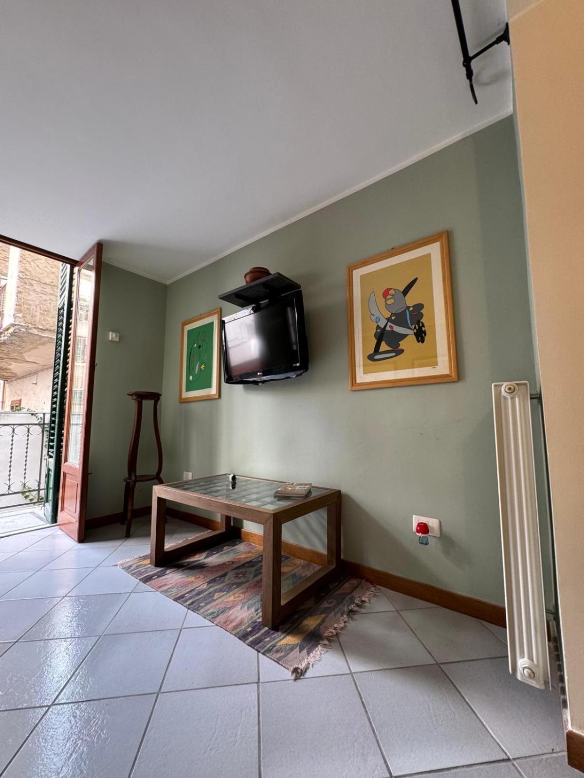 Voile Rouge Apartment Palermo Exterior photo