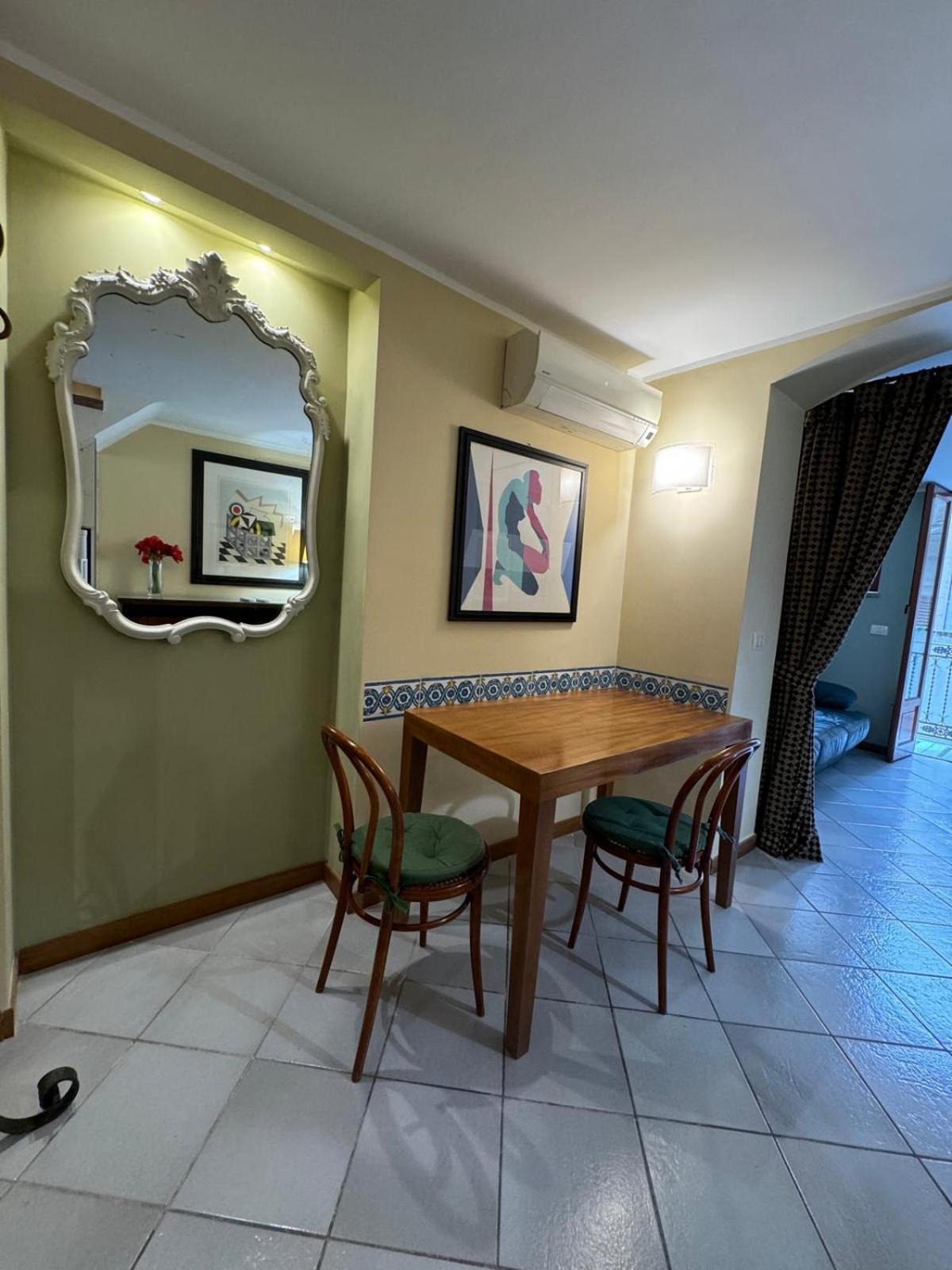 Voile Rouge Apartment Palermo Exterior photo